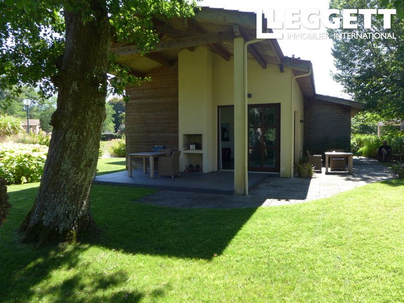 Property photo 1 of 9