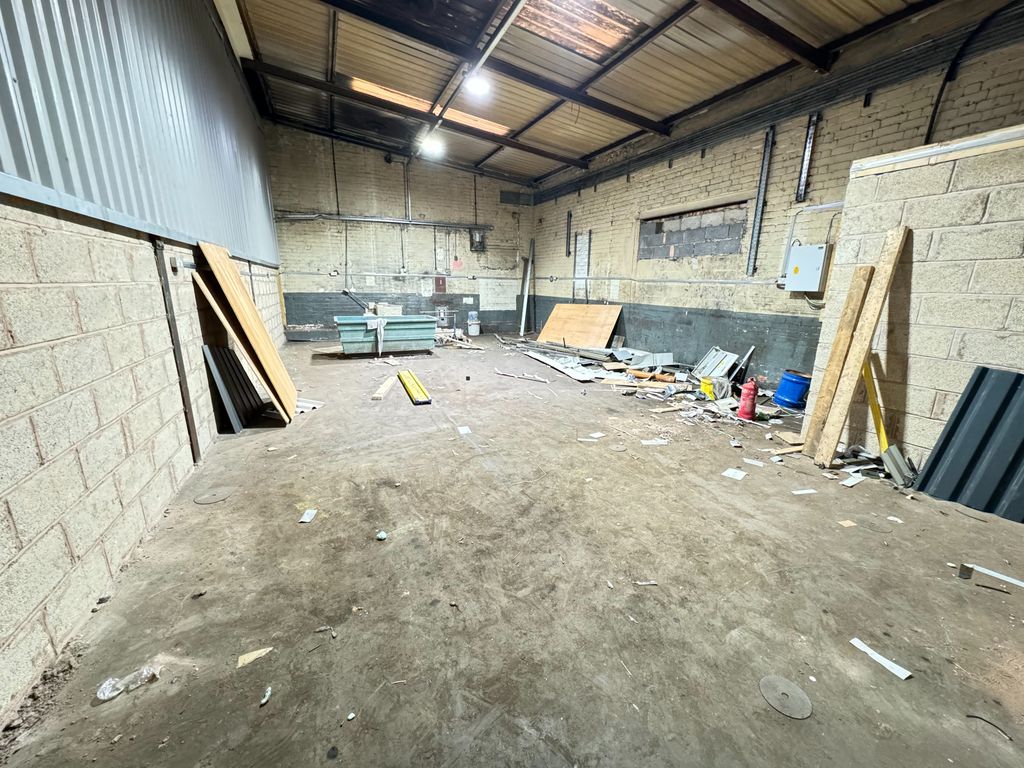 Property photo 1 of 3