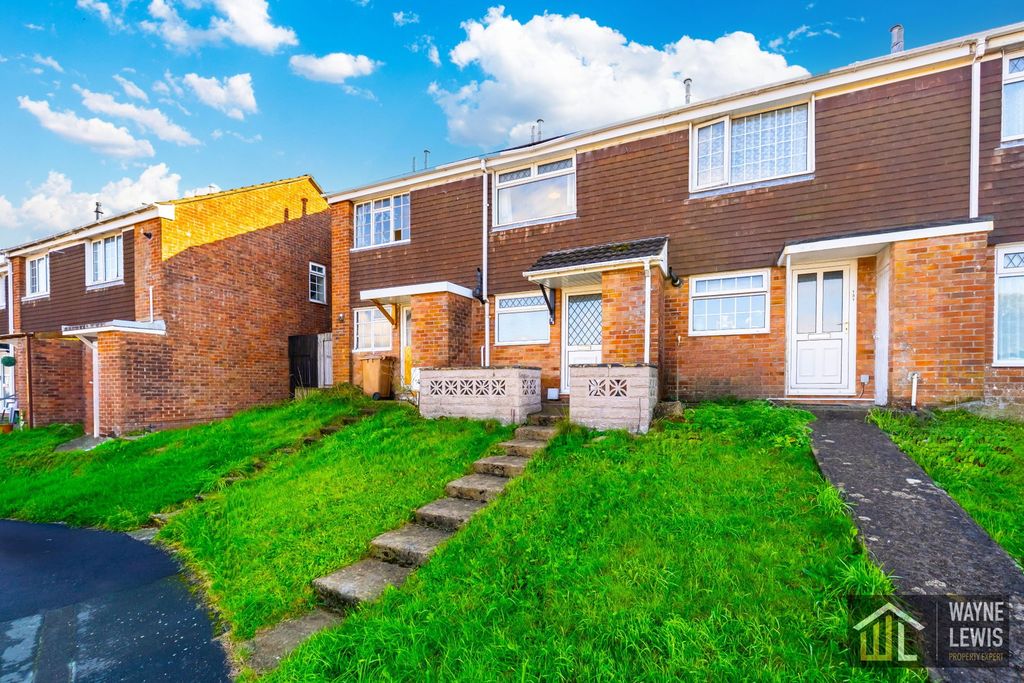 Property photo 1 of 33