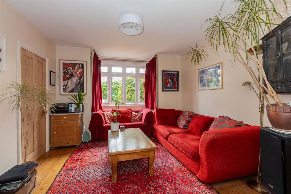 Property photo 3 of 19 Picture No. 12