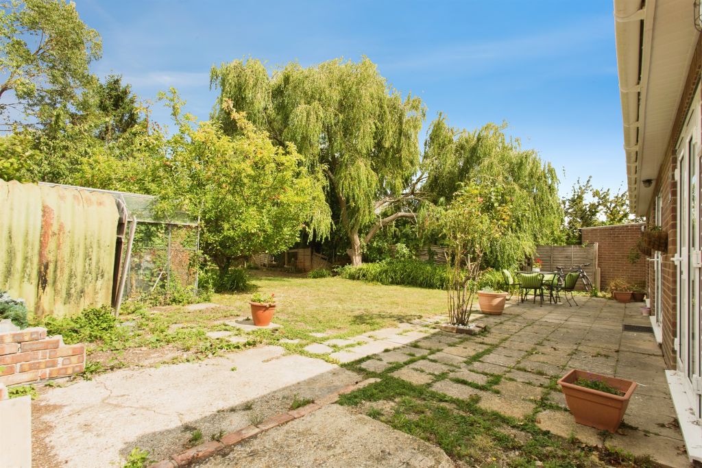 Property photo 2 of 14