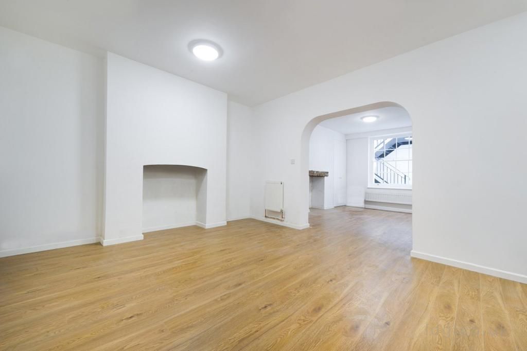 Property photo 2 of 2