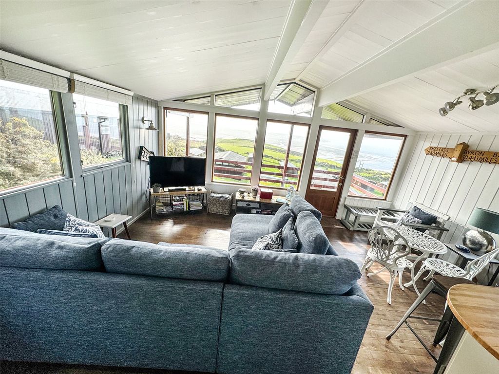 Property photo 3 of 11 Picture No. 04