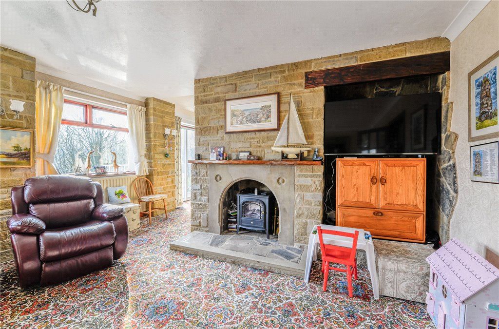 Property photo 2 of 37 Sititng Room