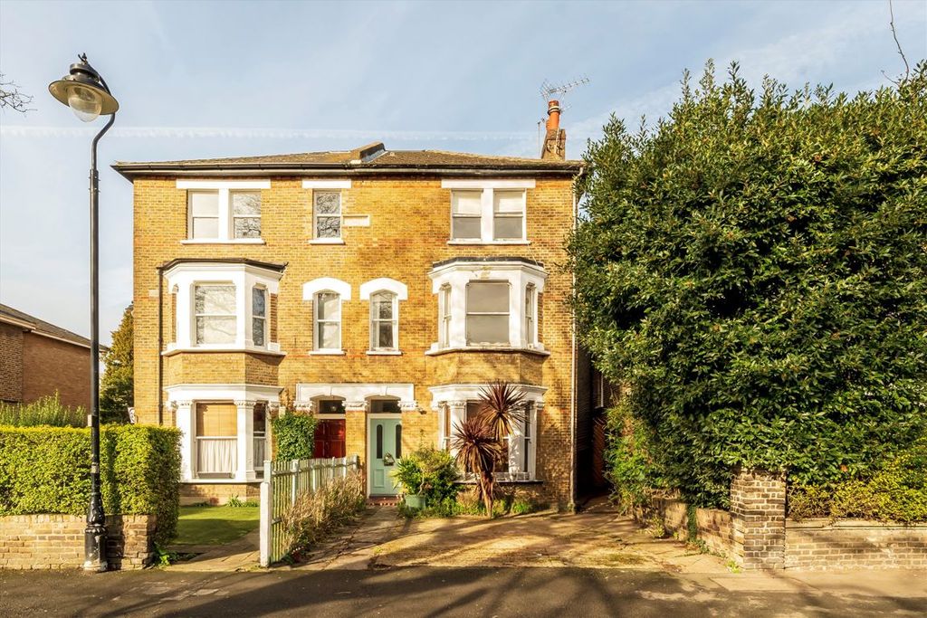 Property photo 1 of 6