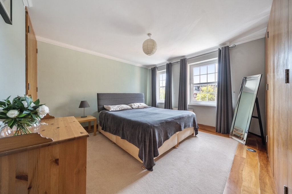 Property photo 3 of 27 Picture No. 29