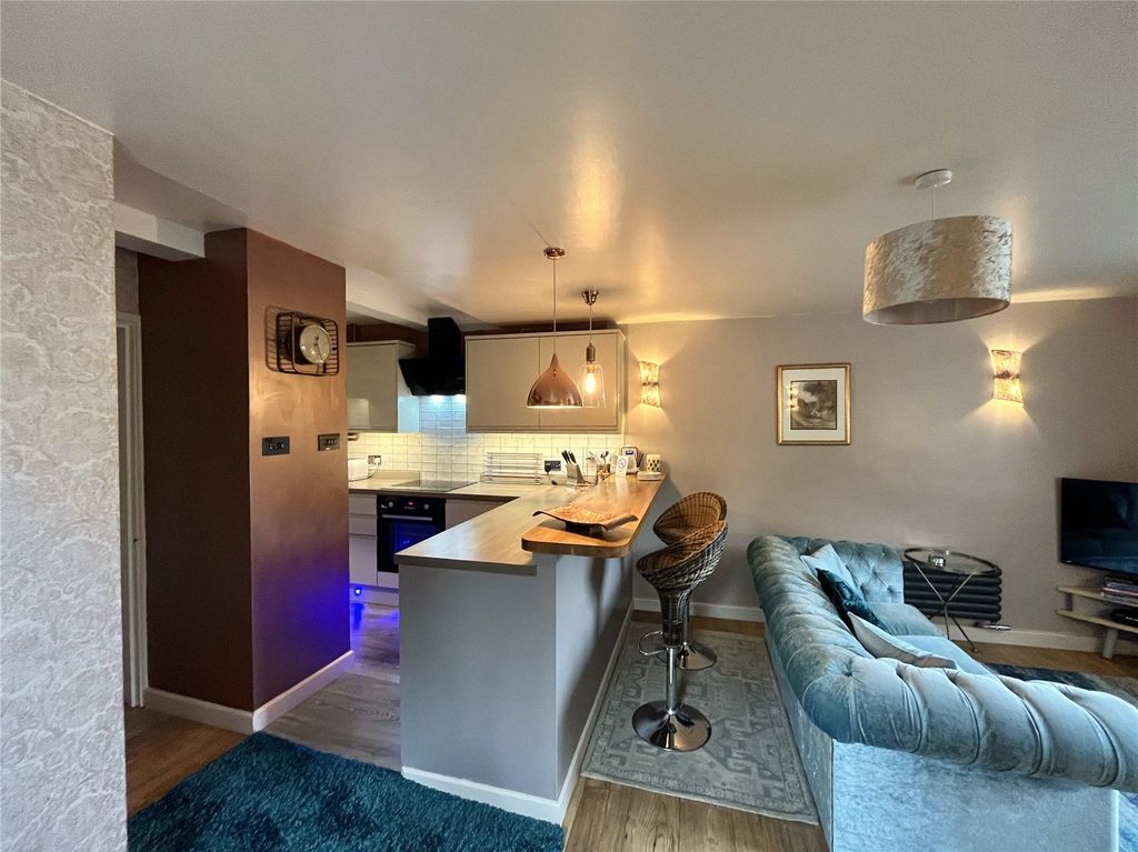 Property photo 3 of 20 Picture No. 25