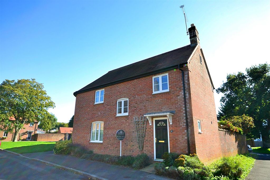 Property photo 1 of 16 0039.Png