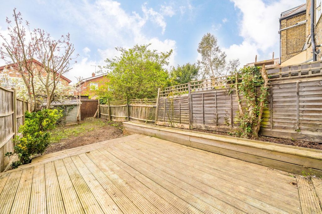 Property photo 3 of 8