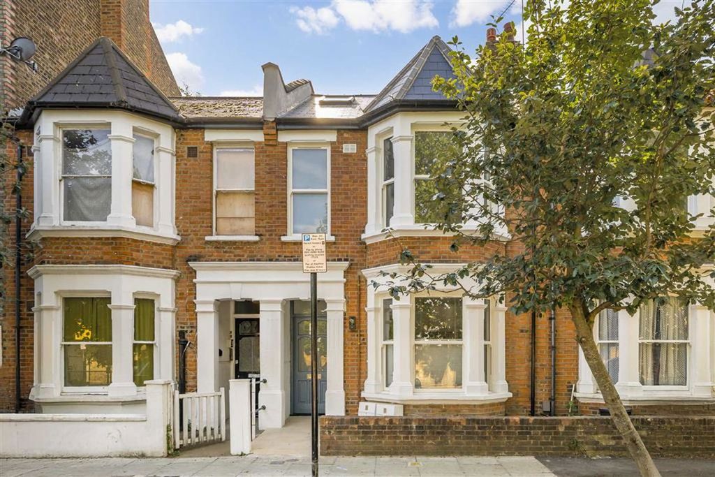 Property photo 1 of 9