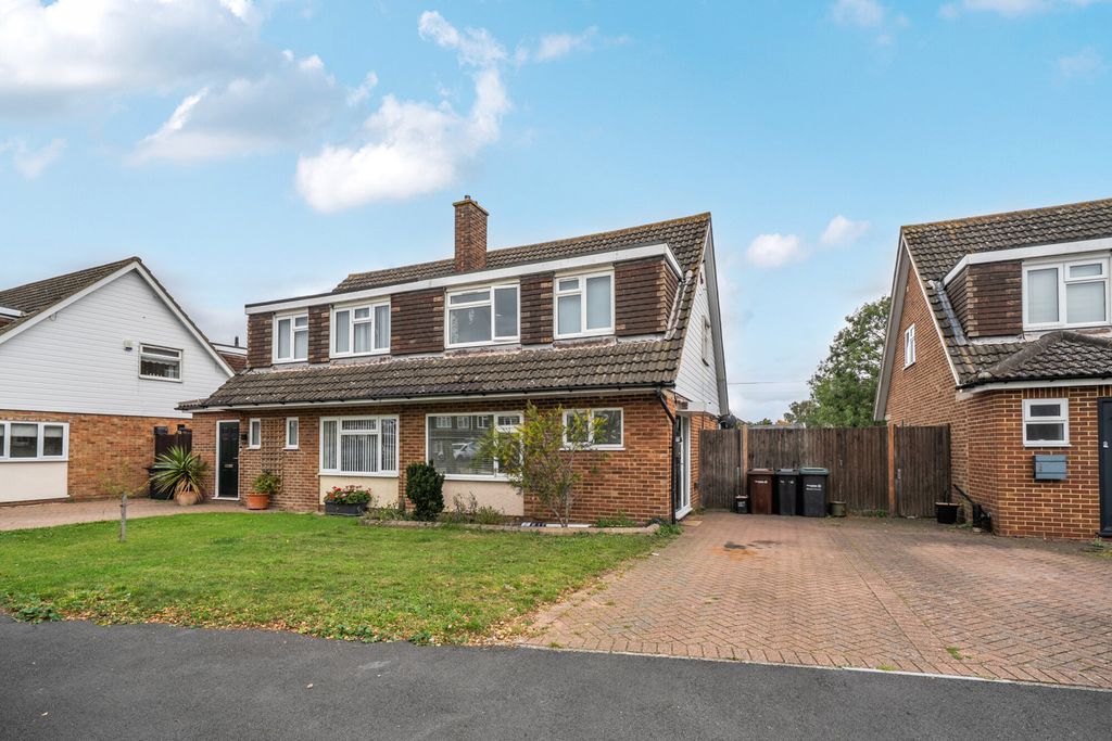 Property photo 1 of 21 External