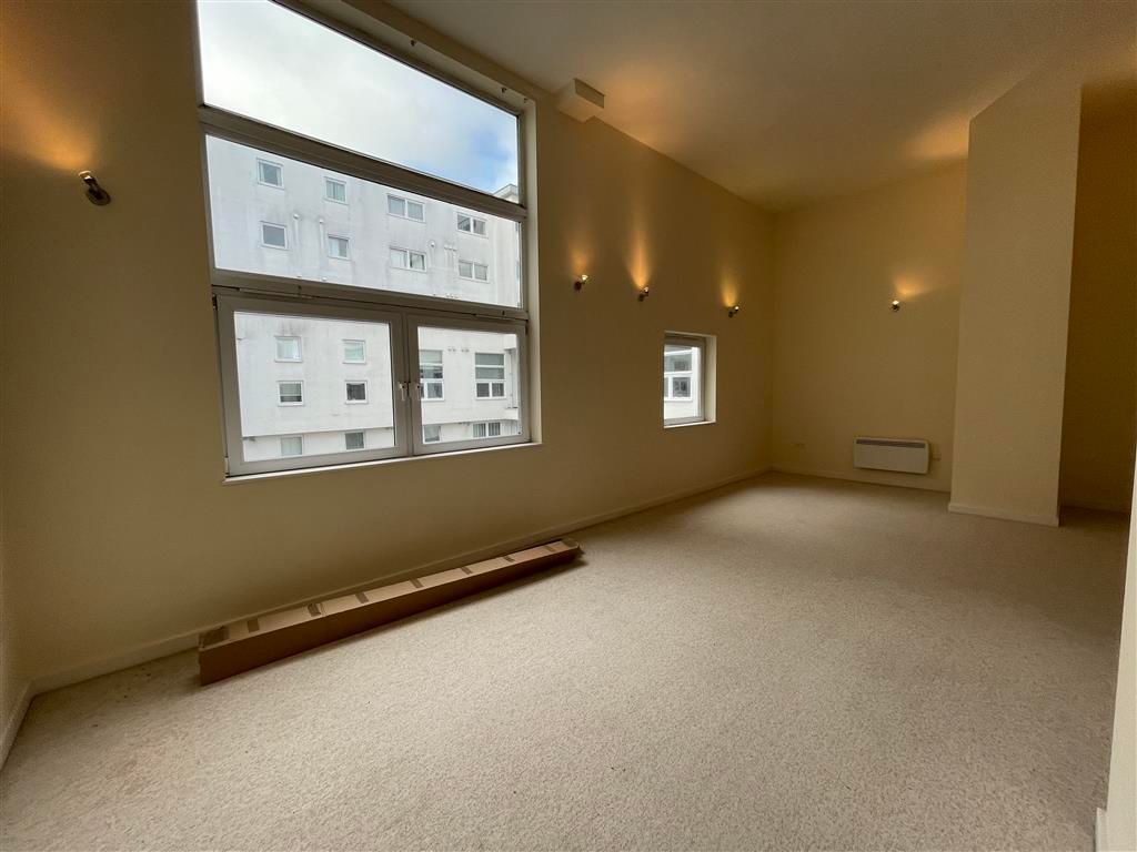 Property photo 2 of 5 Living Room