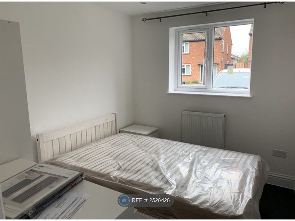 Property photo 2 of 5