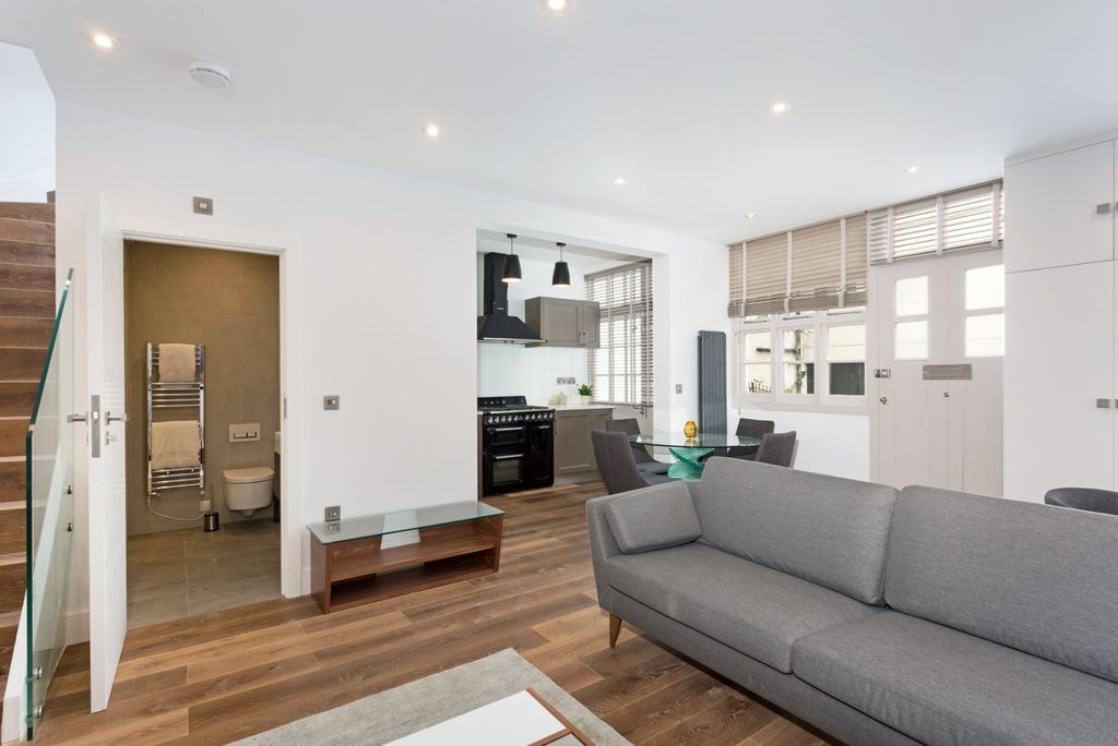 Property photo 2 of 15 93683