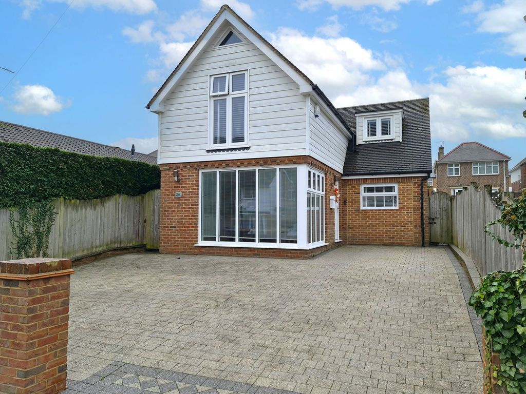 Property photo 1 of 25