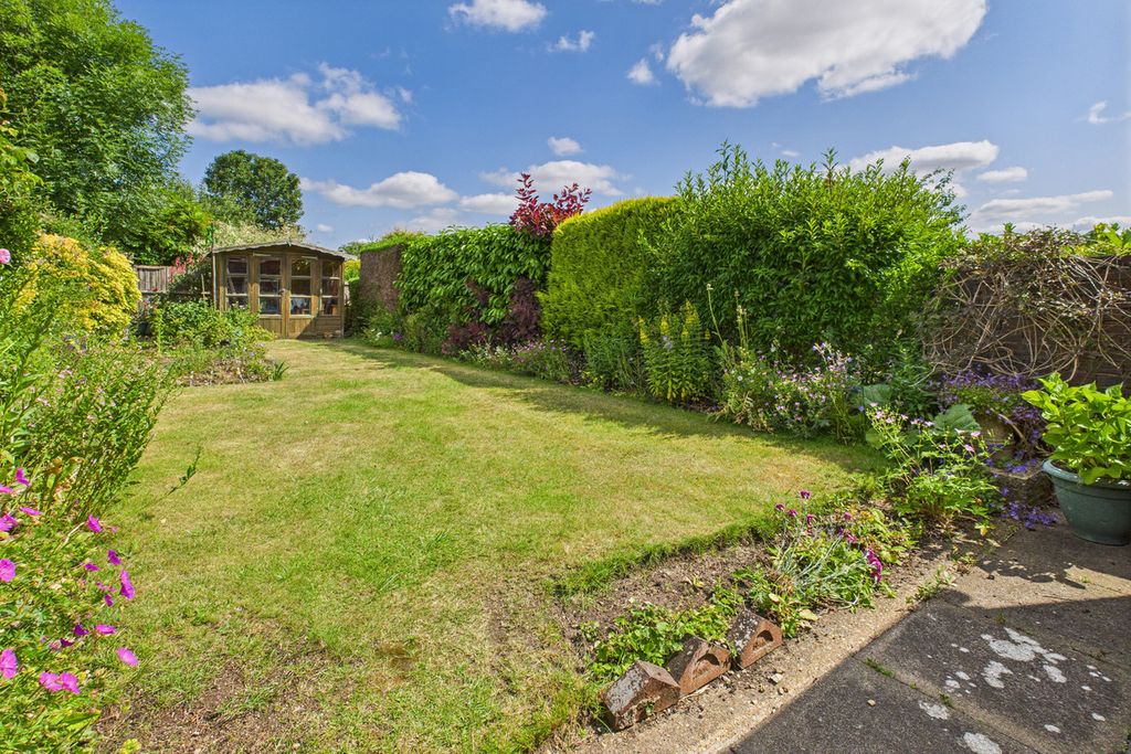 Property photo 2 of 18