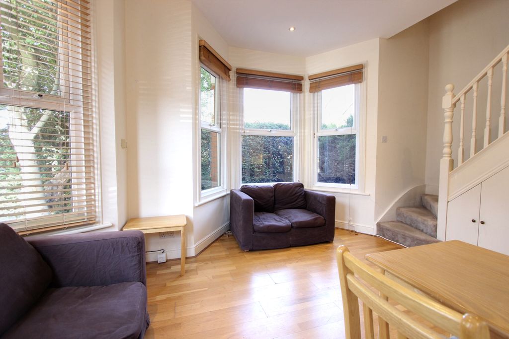 Property photo 2 of 9