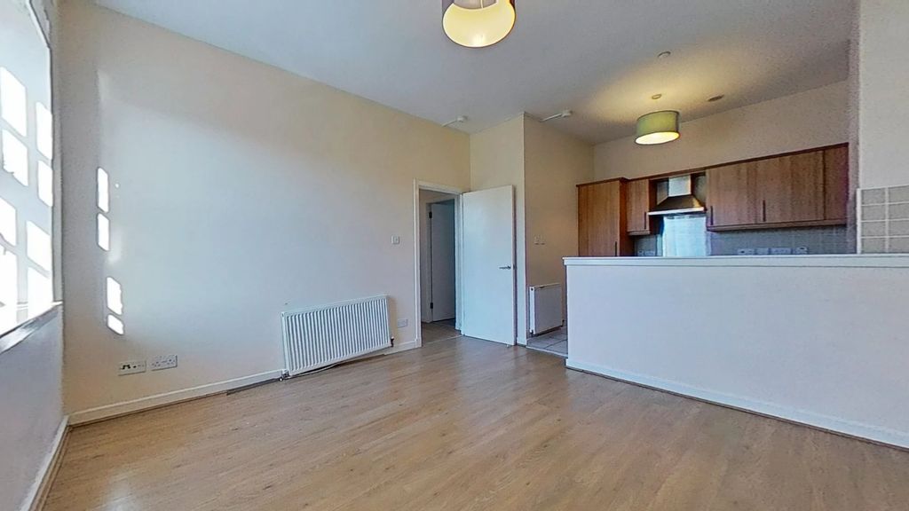 Property photo 3 of 11 Photo 3