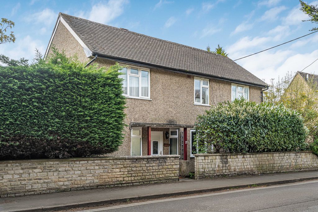 Property photo 1 of 31