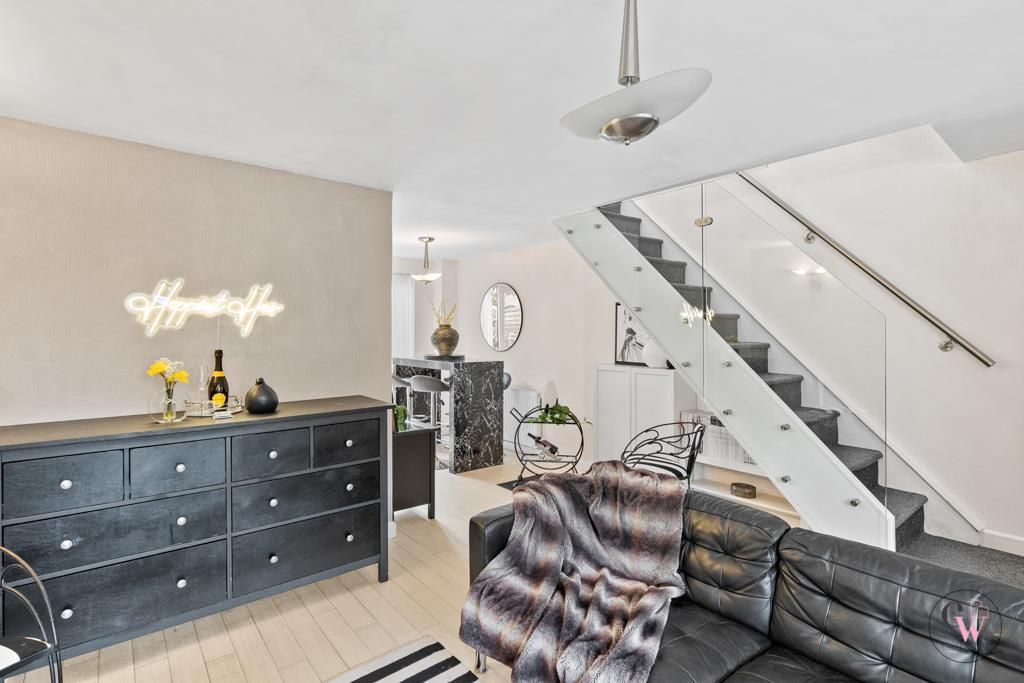 Property photo 2 of 33 Dsc00759.Jpg