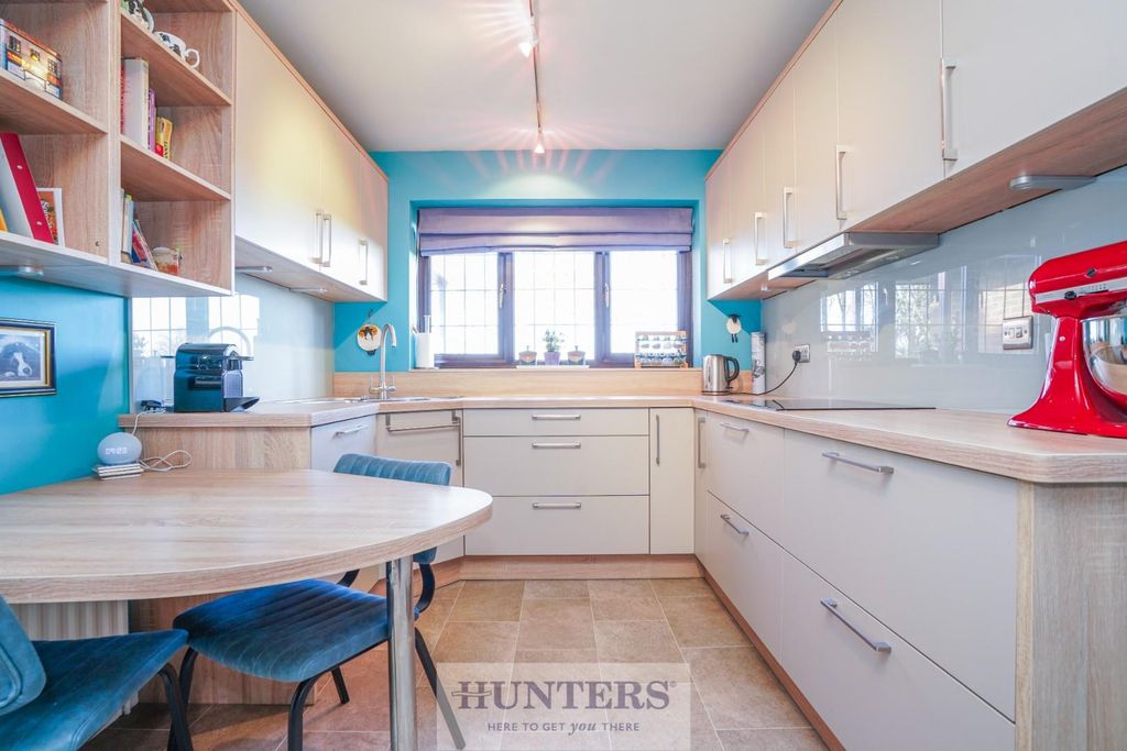 Property photo 2 of 45 Dsc07053.Jpg