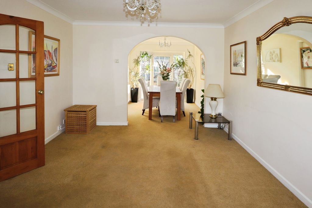 Property photo 2 of 12 Photo 10