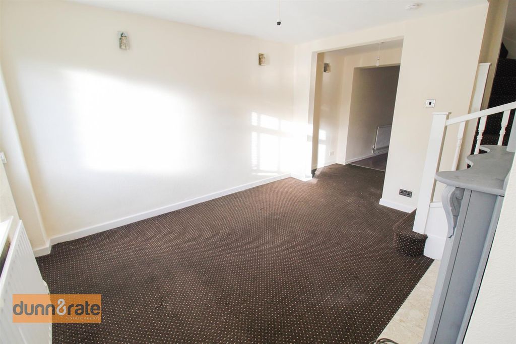 Property photo 3 of 12 Img_2504.Jpg