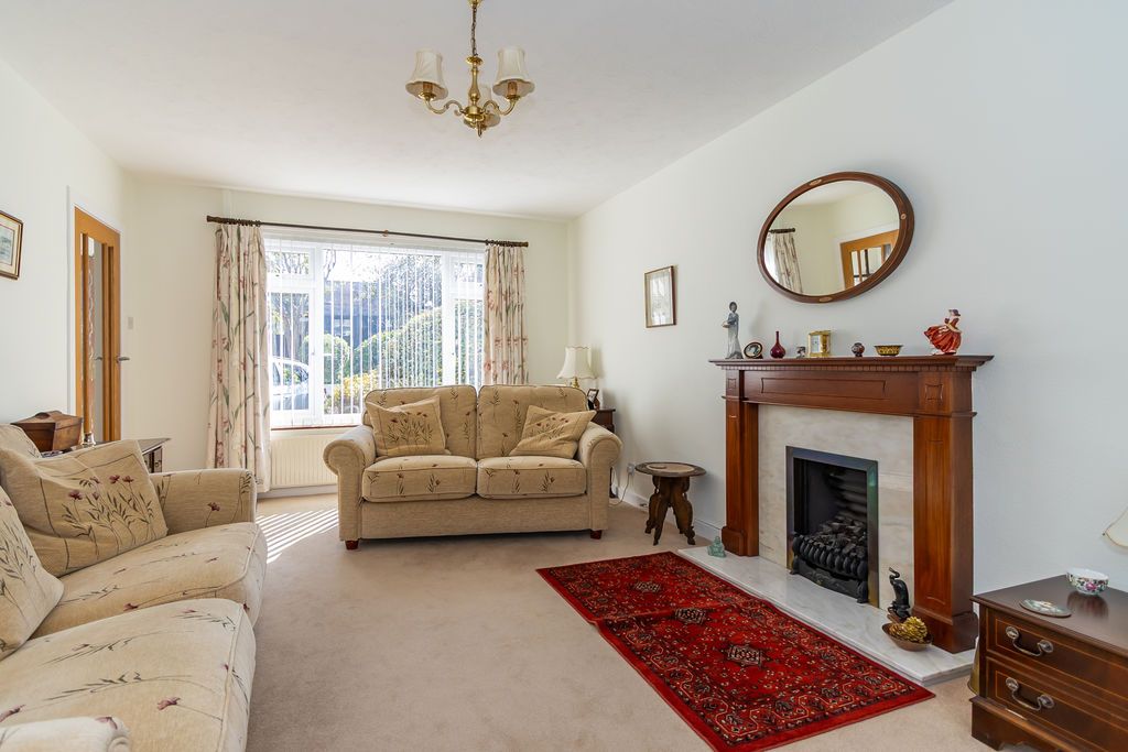 Property photo 3 of 32 Photo 8