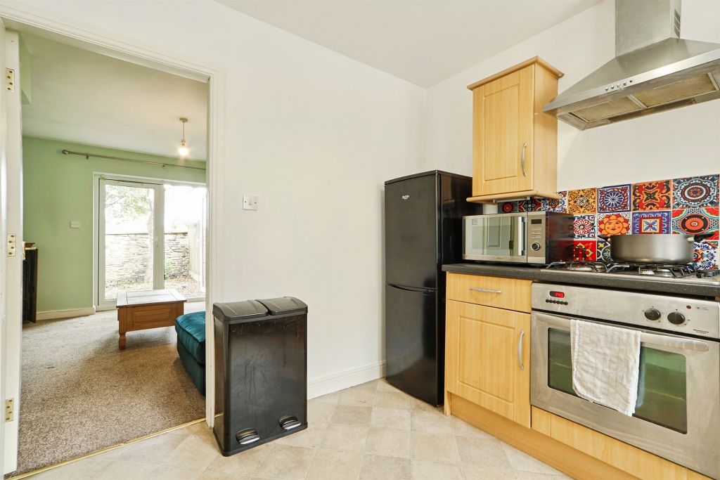 Property photo 3 of 16