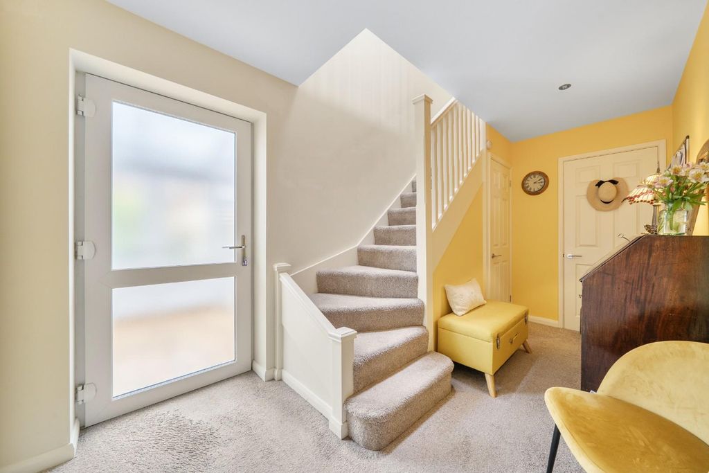Property photo 2 of 20 1-6A0d98Efcc442-1464356-11-6A0c80E595ee0-1.Jpg