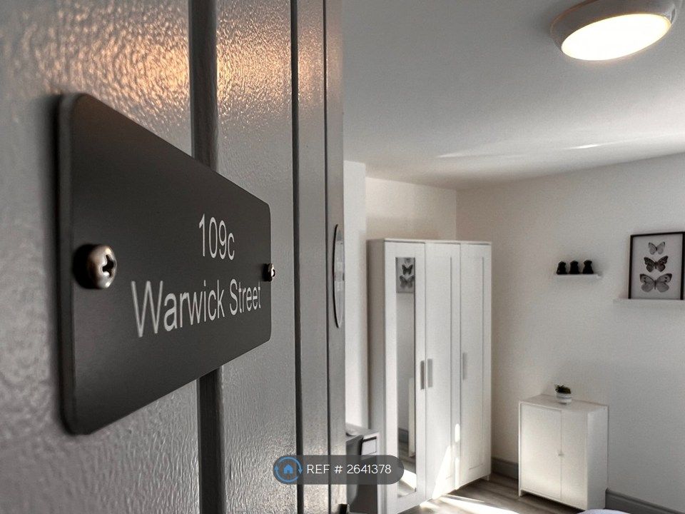 Property photo 2 of 29 Room c