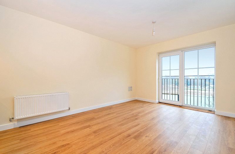 Property photo 3 of 10 Living Room