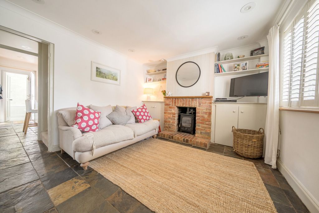 Property photo 3 of 19 1301427-25-6839c1...