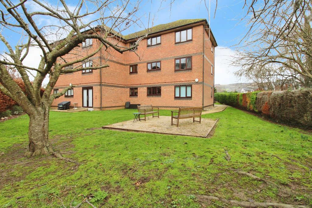 Property photo 1 of 13