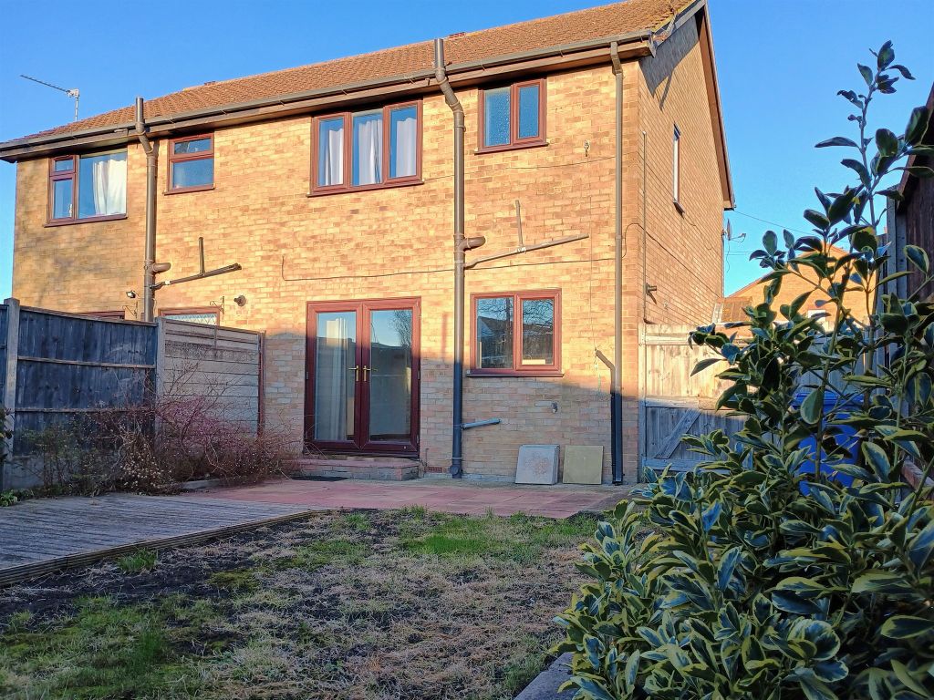 Property photo 2 of 17