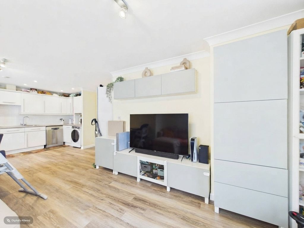 Property photo 3 of 10 5346092
