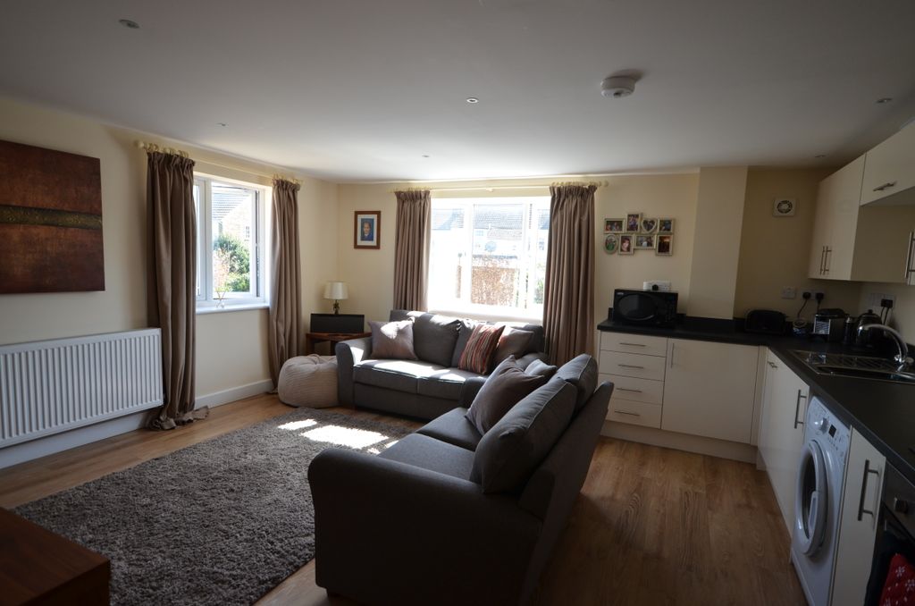 Property photo 2 of 6