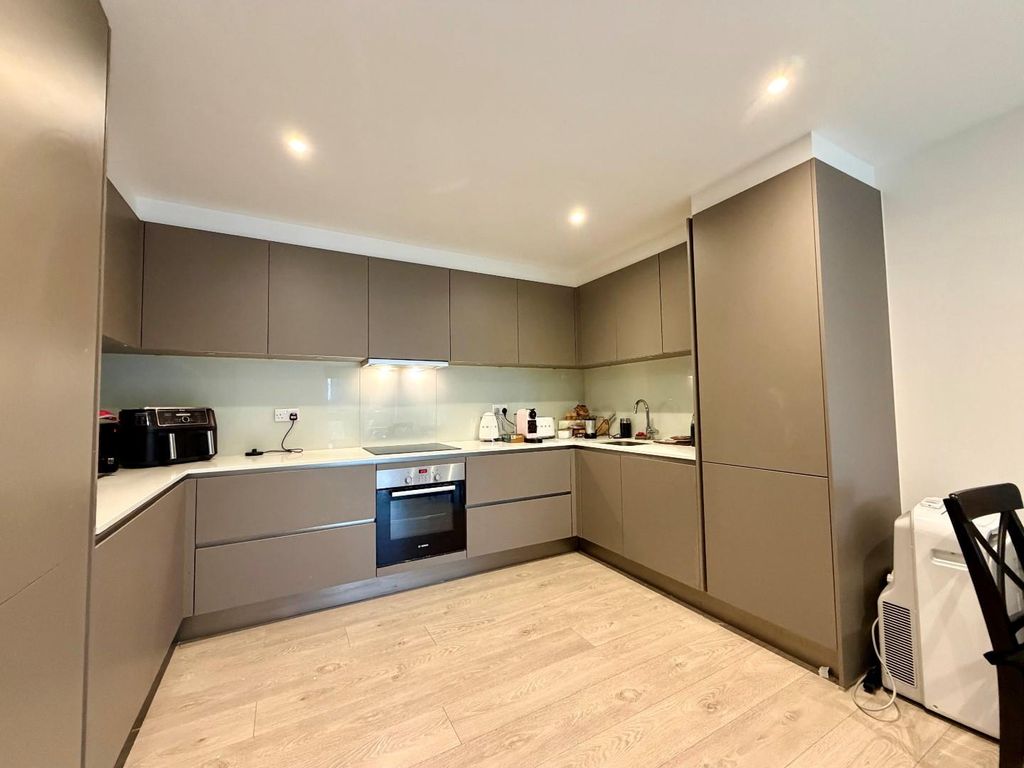 Property photo 2 of 6 Kitchen B6,F3.Jpg