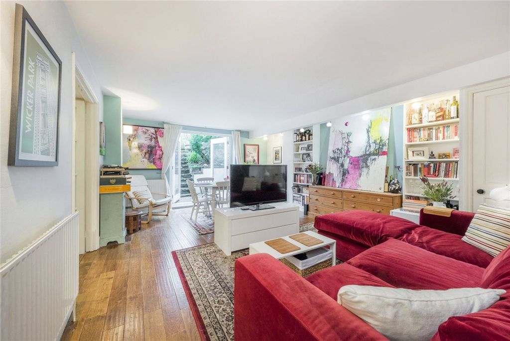 Property photo 1 of 14