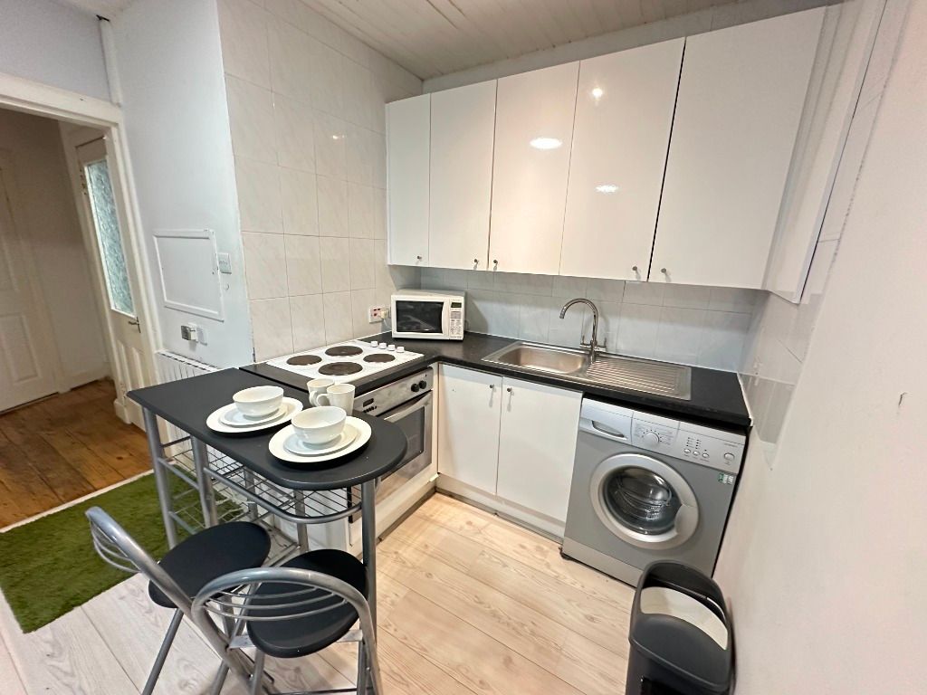 Property photo 3 of 7 Photo 3