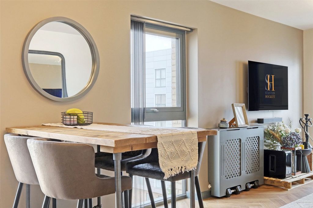 Property photo 3 of 13 Picture No. 25