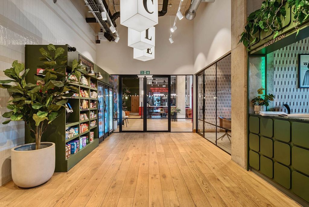 Property photo 3 of 26