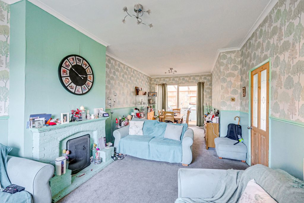 Property photo 3 of 22