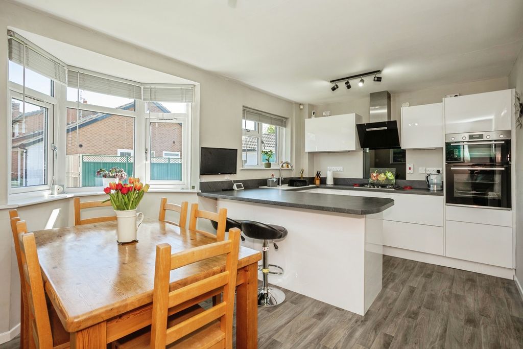 Property photo 2 of 17 Kitchen-Diner