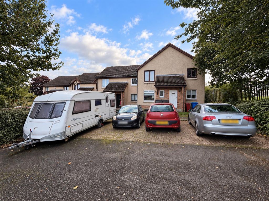 Property photo 1 of 12 External