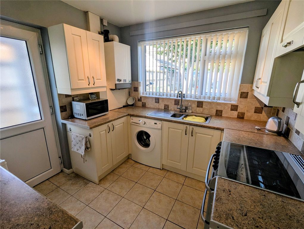 Property photo 2 of 8 Picture No. 09
