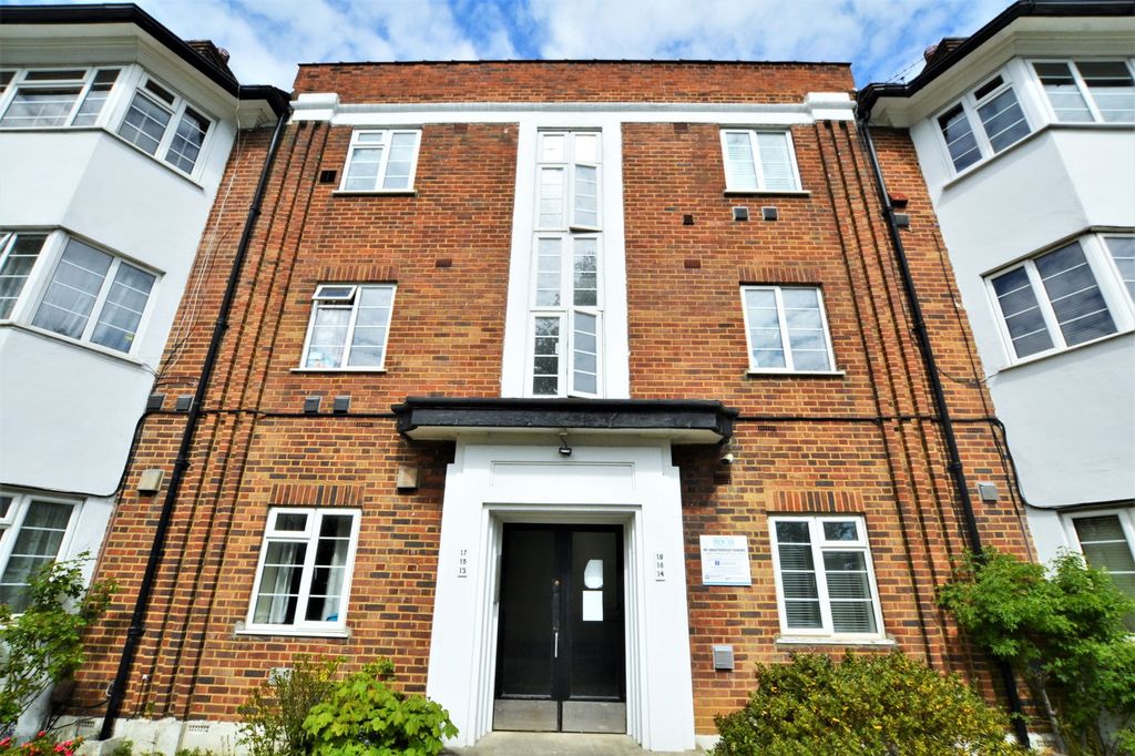 Property photo 3 of 7