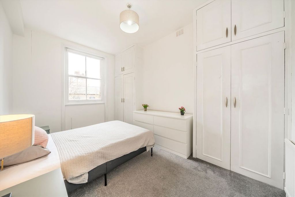 Property photo 2 of 5