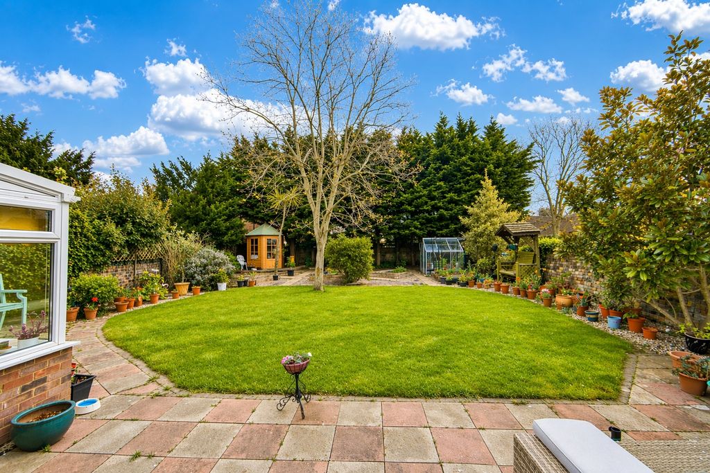 Property photo 3 of 16 Picture 3