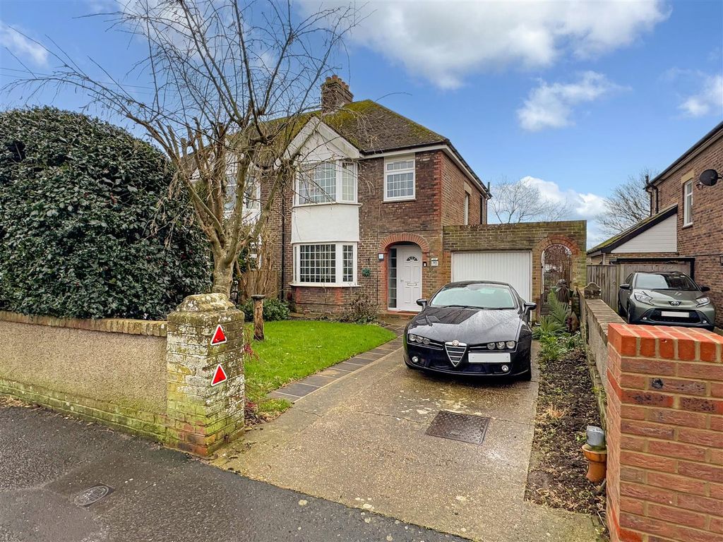 Property photo 1 of 16 Img_2184.Jpg